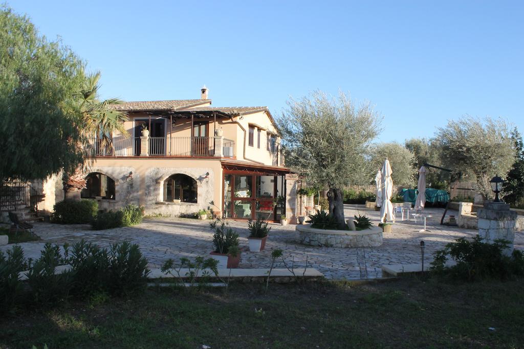 أفولا B&B Casale Siciliano Di Miryam Tiralongo المظهر الخارجي الصورة