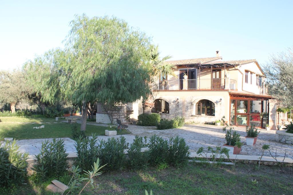 أفولا B&B Casale Siciliano Di Miryam Tiralongo المظهر الخارجي الصورة