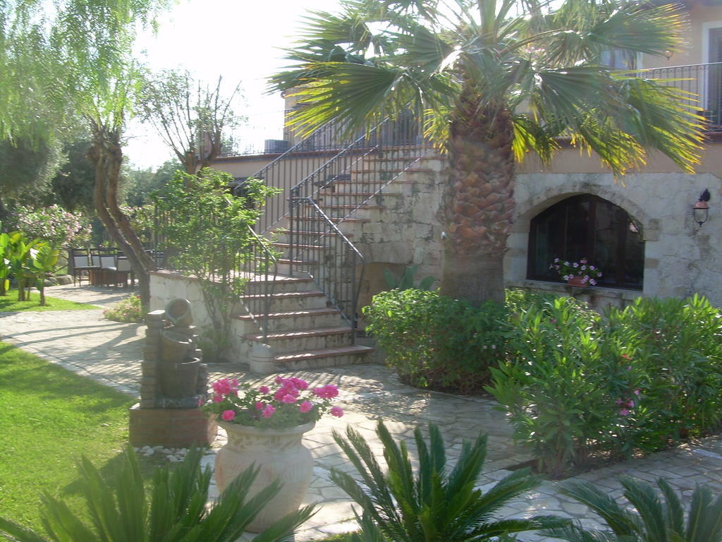 أفولا B&B Casale Siciliano Di Miryam Tiralongo المظهر الخارجي الصورة