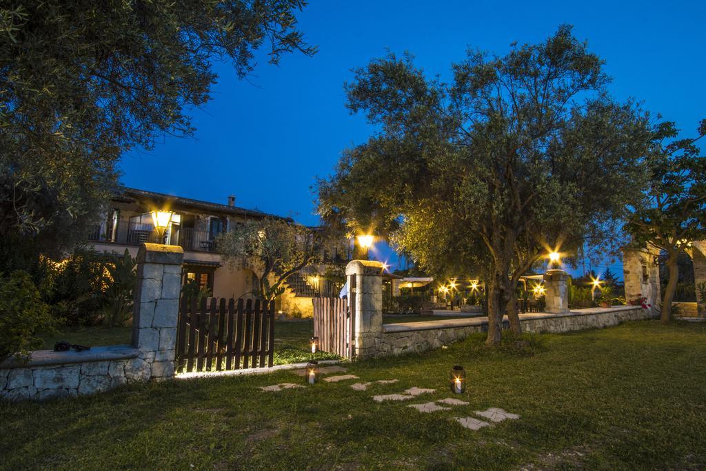 أفولا B&B Casale Siciliano Di Miryam Tiralongo المظهر الخارجي الصورة
